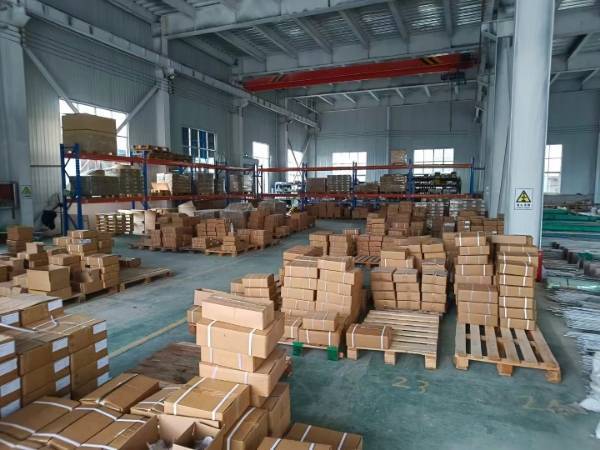 Packed ragging cartons in the warehouse